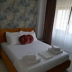 John's Luxury