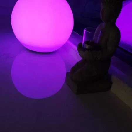 John's Luxury Mamaia