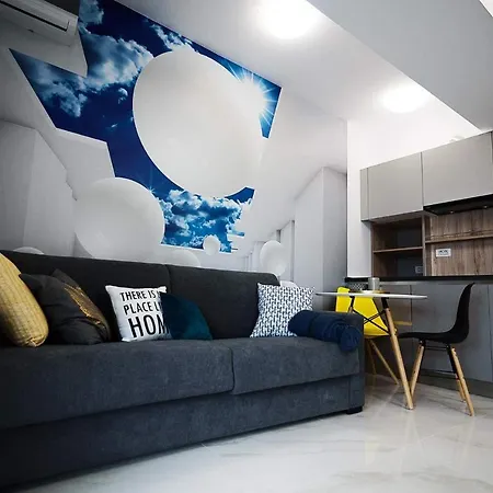 John's Luxury Apartment Mamaia