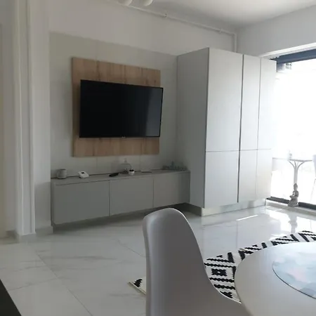 John's Luxury