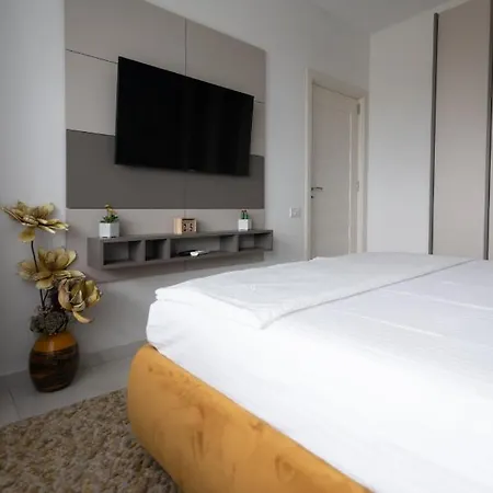 John's Luxury Appartement *