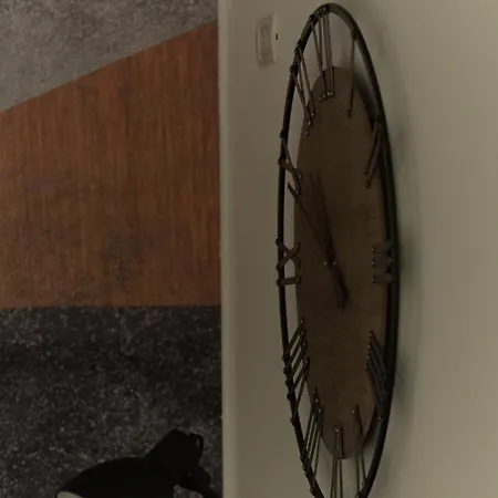 John's Luxury Apartment *