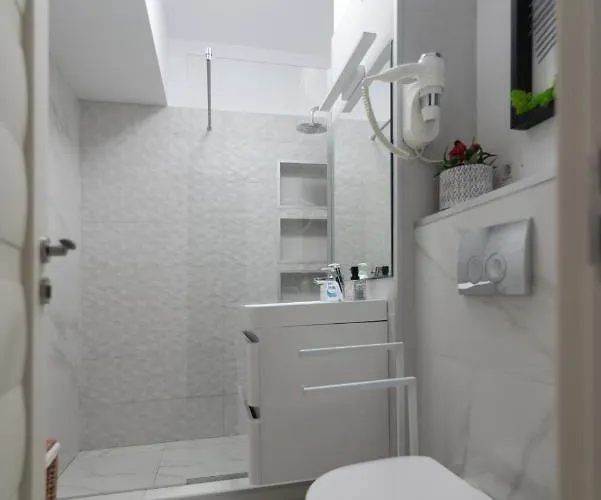 Lejlighed John's Luxury Mamaia