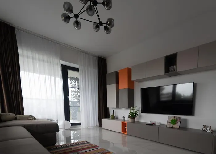 John's Luxury * Mamaia