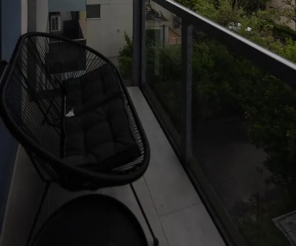 John's Luxury Mamaia